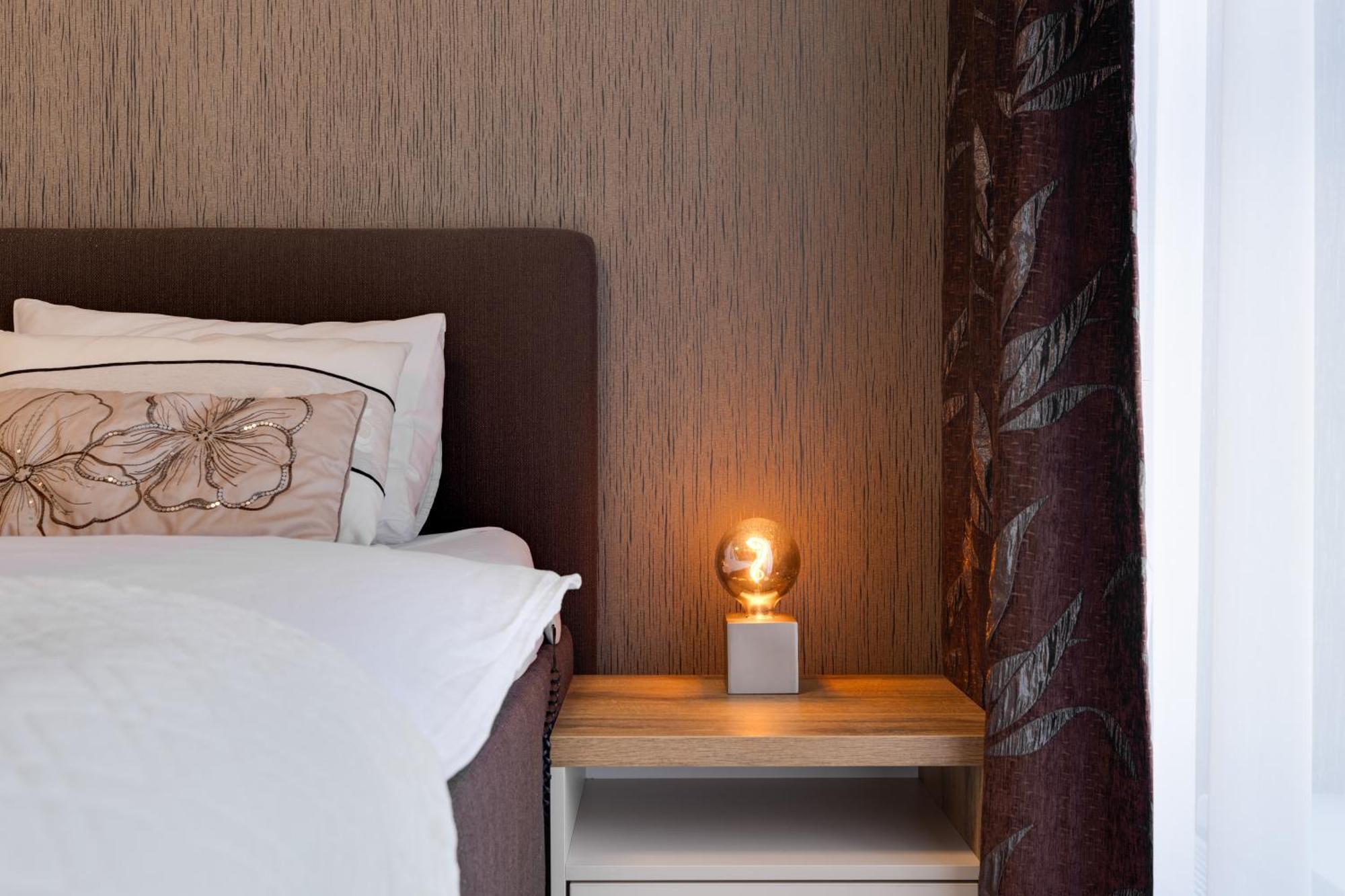 Apartman Leonardo - City Center Трнава Экстерьер фото